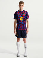 FC Barcelona Camisola Pré-Jogo - 26/27 - fotografia original 7