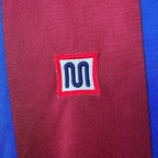 FC Barcelona Camisola Principal - 82/83 - fotografia original 3