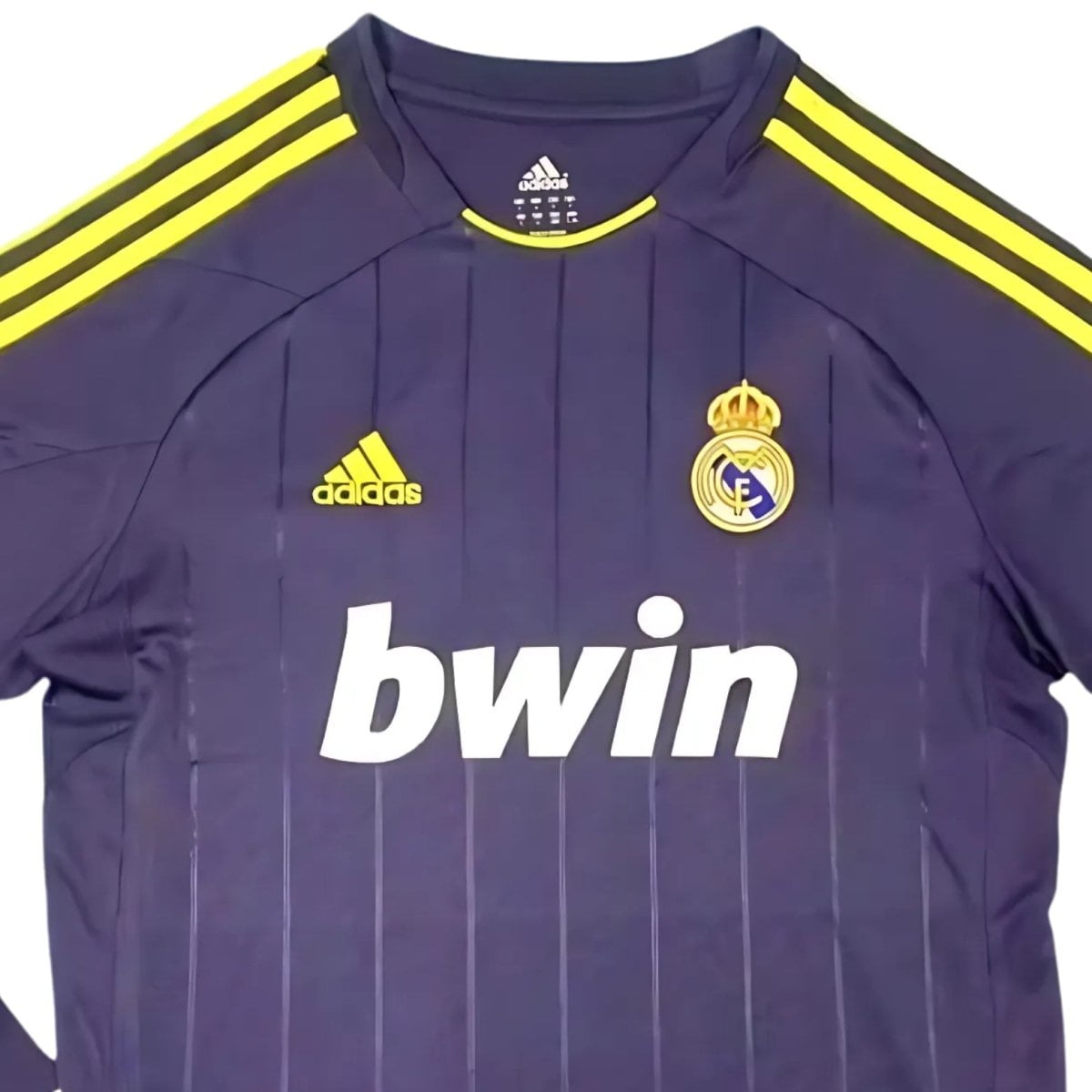 Real Madrid Camisola Secundária - 12/13 - Manga Comprida - fotografia original 3