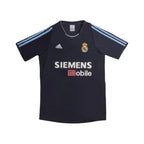 Real Madrid Camisola Secundária - 03/04 - fotografia original 1