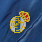Real Madrid Camisola Terceira - 98/99 - fotografia original 6
