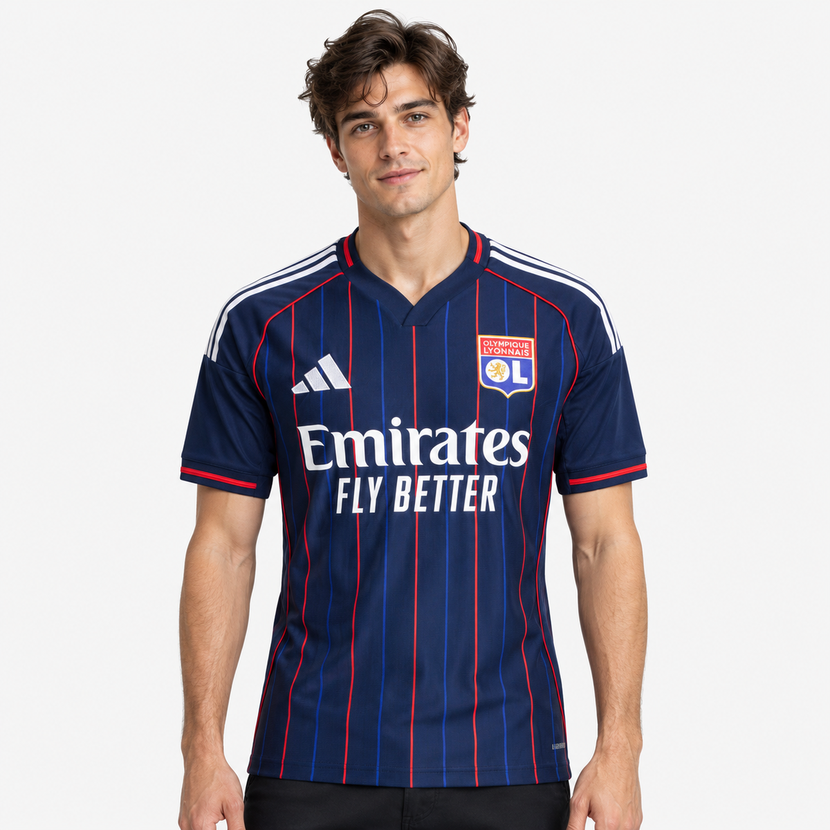 Olympique Lyonnais Camisola Alternativa - 25/26 - modelo editorial 90 Minutos