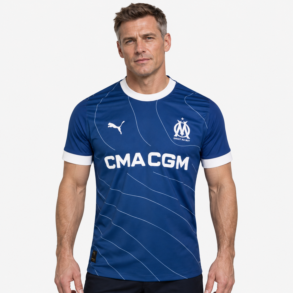 Olympique Marseille Camisola Alternativa - 23/24 - modelo editorial 90 Minutos