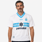 Olympique Marseille Camisola Alternativa - 96/97 - modelo editorial 90 Minutos