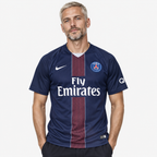 PSG Camisola Principal - 16/17 - modelo editorial 90 Minutos