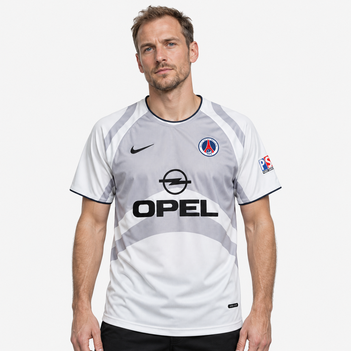 PSG Camisola Alternativa - 01/02 - modelo editorial 90 Minutos
