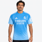 Real Madrid Camisola Guarda-Redes - 25/26 — hero editorial com modelo IA