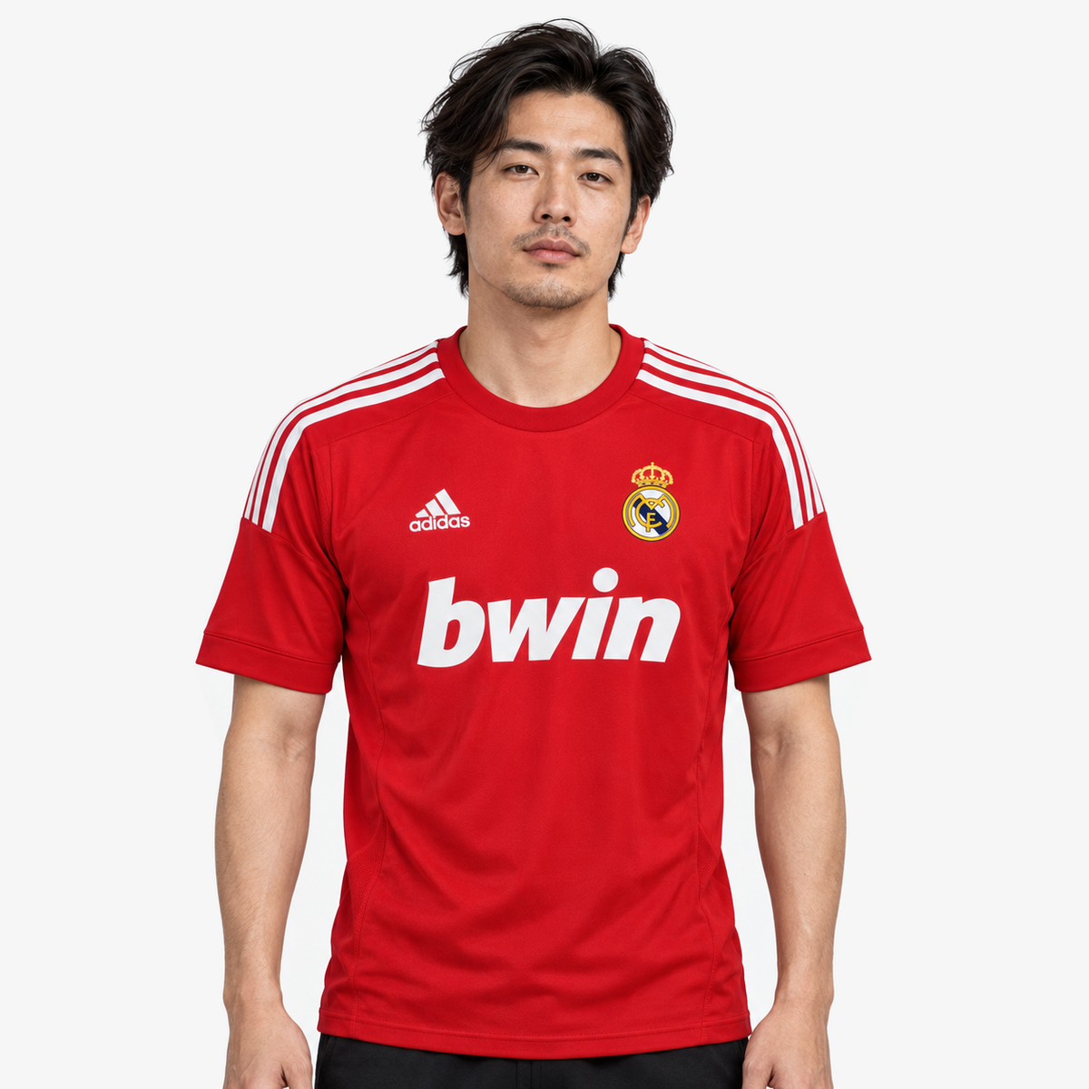 Real Madrid Camisola Terceira - 11/12 — hero editorial com modelo IA