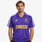 Real Madrid Camisola Secundária - 84/85 — hero editorial com modelo IA