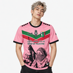 CD Palestino Camisola Edição Especial Rosa - 24/25 - hero com modelo distinto