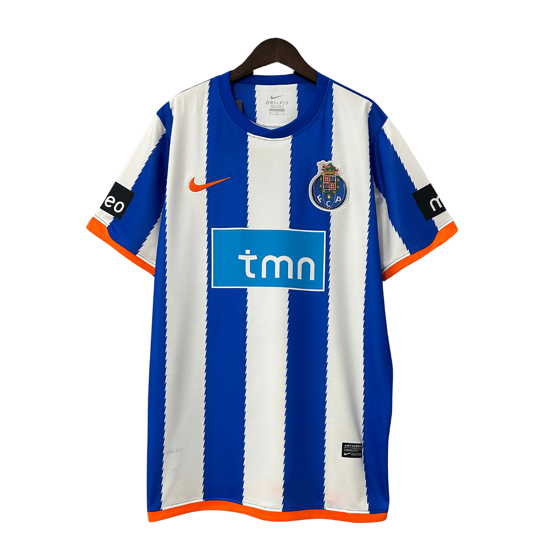FC Porto Camisola Principal Retro - 10/11 — fotografia 2 do modelo