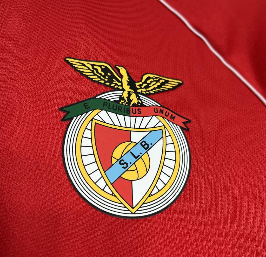 SL Benfica Camisola Principal - 94/95 — fotografia 7 do modelo